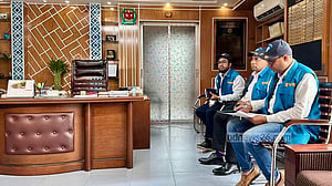 রাজশাহী নির্বাচন কার্যালয়ে ‘ঘুষ লেনদেন’, সত্যতা পাওয়ার দাবি দুদকের