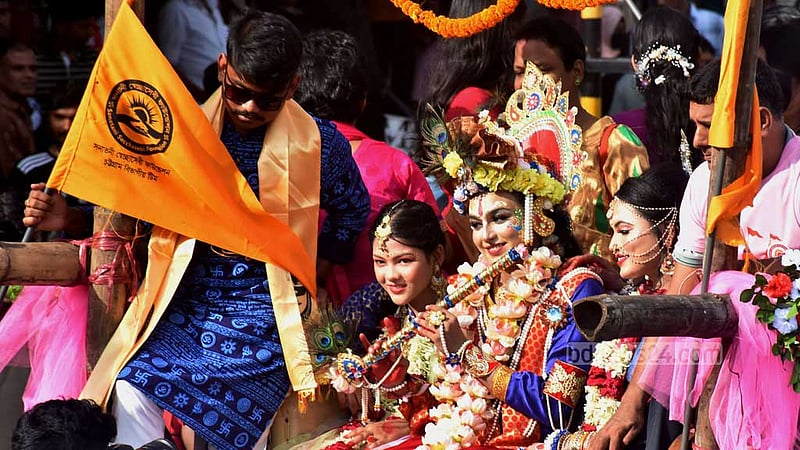 চট্টগ্রামে বর্ণাঢ্য আয়োজনে জগন্নাথ দেবের রথযাত্রা