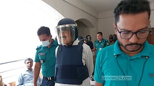 ভুতুড়ে মামলা বন্ধে ‘আদালতের হস্তক্ষেপ’ চাইলেন শাজাহান খান