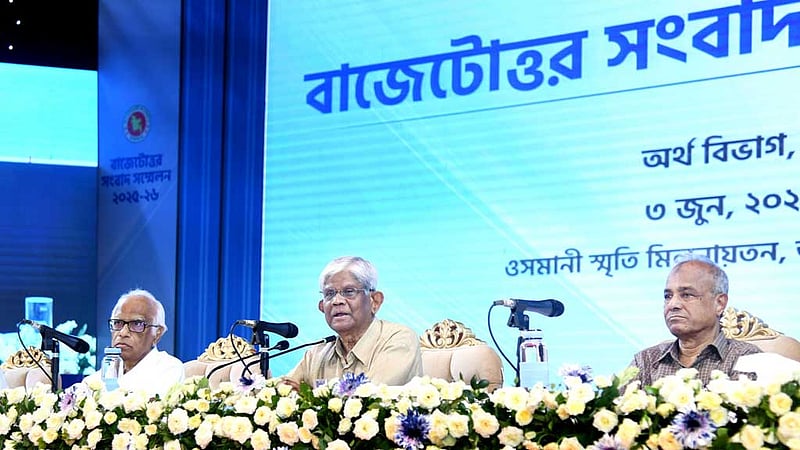 দ্রব্যমূল্য মোটামুটি সহনীয়: অর্থ উপদেষ্টা