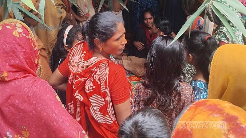 ধামরাইয়ে বসতঘর থেকে মা ও দুই ছেলের লাশ উদ্ধার