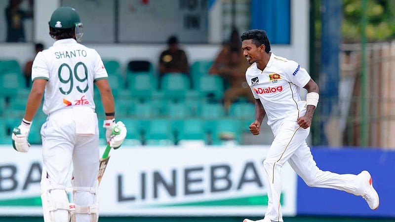 কলম্বোতে প্রথম দিনে ব্যাটিংয়ে ব্যর্থ বাংলাদেশ