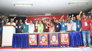 বিভক্ত উদীচী: একাংশের সভাপতি বদিউর, সম্পাদক অমিত