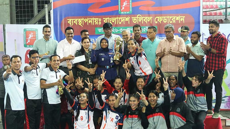 জাতীয় ভলিবলে সেরা নৌবাহিনী ও পুলিশ