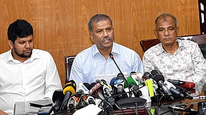 ‘নৈরাজ্য ও মবের’ বিরুদ্ধে সরকারের ‘কঠোর’ বার্তা