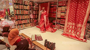 বেনারসি পল্লীতে ঈদের কেনাকাটা