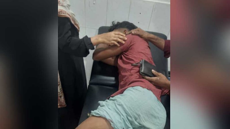 সীমান্তের ওপার থেকে ছোড়া গুলিতে বান্দরবানে দুজন আহত