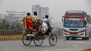 ব্যাটারিচালিত রিকশা মহাসড়কে, উল্টো পথেও
