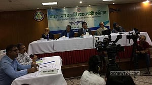 গণশুনানি: পদ্মা অয়েলের ‘মনোপলি’ থেকে মুক্তি চায় এয়ারলাইন্সগুলো