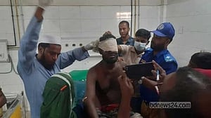 ভোলায় চুরির অভিযোগে তুলে ফেলা হল যুবকের দুচোখ