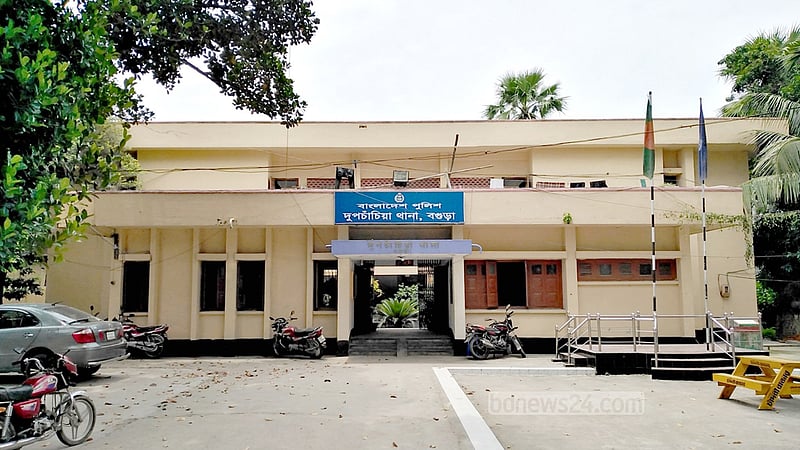 বগুড়ায় ট্রাকের ধাক্কায় ভ্যানযাত্রী মা-মেয়ের মৃত্যু