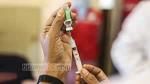 অ্যাস্ট্রাজেনেকার টিকার পার্শ্বপ্রতিক্রিয়া পরীক্ষা করা হবে: স্বাস্থ্যমন্ত্রী