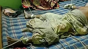 বাবাকে বিছানায় বেঁধে রেখে ‘নির্যাতন’, ২ ছেলে গ্রেপ্তার