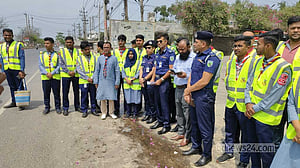 ঈদযাত্রা: ঢাকা-চট্টগ্রাম মহাসড়কে পুলিশের পাশাপাশি দায়িত্বে থাকবে ছাত্র-স্বেচ্ছাসেবকেরা