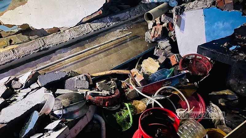 ধামরাইয়ে ‘গ্যাস লিকেজ’ থেকে বিস্ফোরণ, দম্পতি দগ্ধ