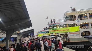 ঈদযাত্রা: যাত্রীর অপেক্ষায় সদরঘাট