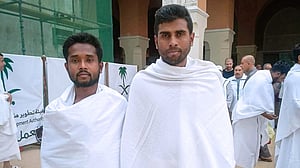 ঈদের বিশেষ প্রতিযোগিতায় জিতে ওমরাহ পালনের সুযোগ পেলেন ফুডপ্যান্ডার দুই রাইডার