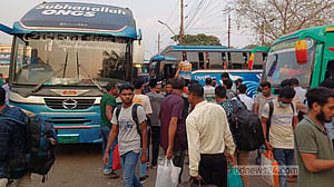 ঈদযাত্রা: গাবতলী-কল্যাণপুরে ভিড়, ভাড়া ‘দেড় থেকে দুই গুণ’