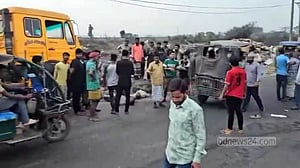 গাজীপুরে লরি-অটোরিকশার সংঘর্ষে নিহত ২
