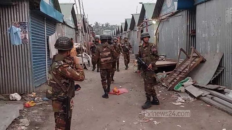 সশস্ত্র বাহিনীর নির্বাহী ম্যাজিস্ট্রেটের ক্ষমতা চতুর্থ দফায় বাড়ল