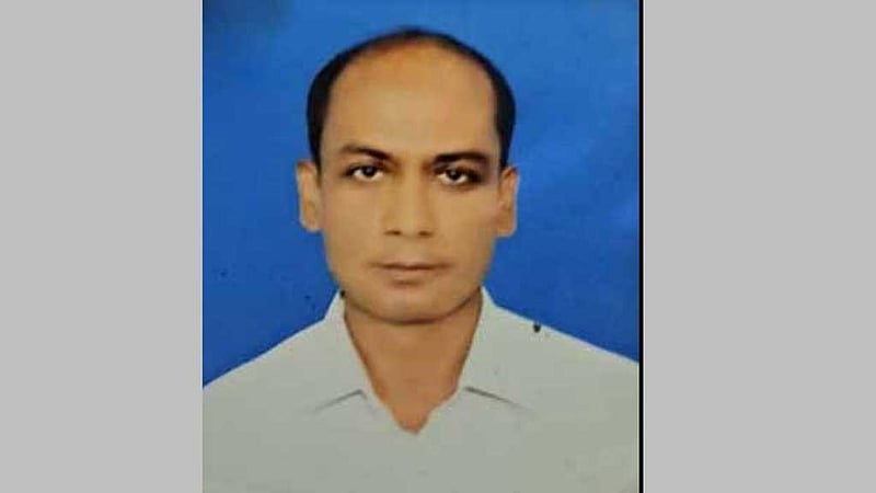 ফেইসবুকে ‘সুখে থাকিস রাজকুমারী’ লিখে ট্রেনের নিচে ঝাঁপ যুবকের