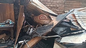 গোপালগঞ্জে আগুনে পুড়েছে দুই স্বর্ণের দোকান, ১৫ লাখ টাকার ক্ষতি