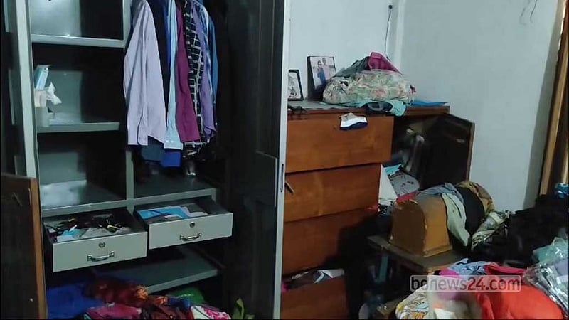 গোপালগঞ্জে দিনদুপুরে বাড়িতে ঢুকে যুবককে হত্যার পর লুট
