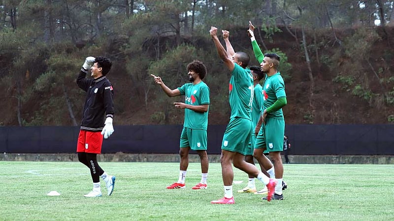 হামজাকে ‘উপহার’ দিতে চান রাকিব