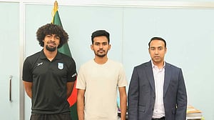 ‘যোগ্য খেলোয়াড়দের বঞ্চিত করার কোনো সুযোগ নেই’, ফাহামিদুল প্রসঙ্গে বললেন ক্রীড়া উপদেষ্টা