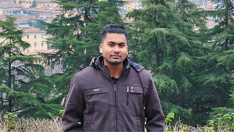 প্রবাসীর ঈদ: আনন্দের রঙ ফিকে?