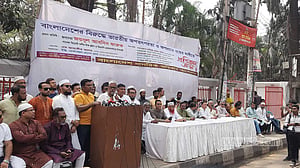 রোহিঙ্গা নিয়েও টাকা কামিয়েছেন হাসিনা: বিএনপির ফারুক