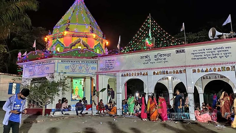 খুলনায় মন্দিরের তালা কেটে কৃষ্ণমূর্তি চুরি