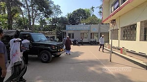 মোবাইল চুরির অভিযোগে শ্রমিকদল নেতাকে পিটিয়ে হত্যা, আটক ৪