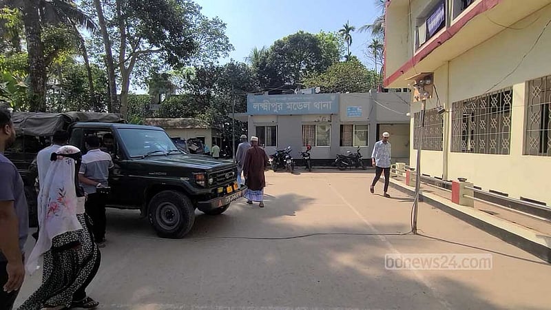 মোবাইল চুরির অভিযোগে শ্রমিকদল নেতাকে পিটিয়ে হত্যা, আটক ৪