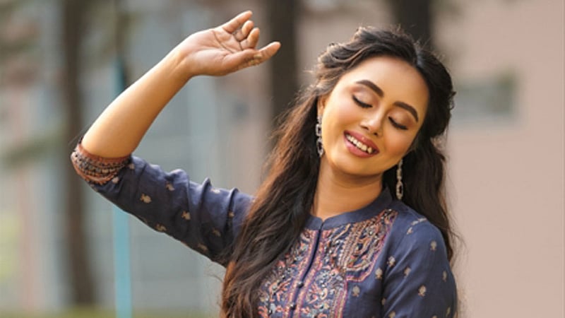 ত্বকেও লাগুক উৎসবের ঝলক
