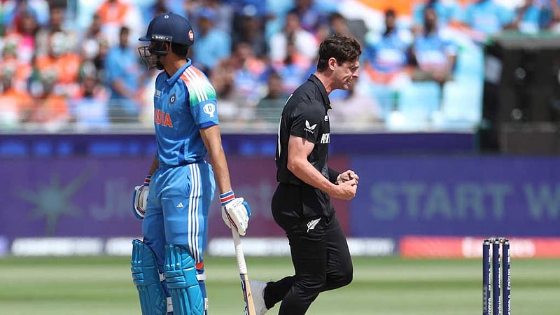 ভারতের বিপক্ষে ৫ উইকেট শিকারি হেনরি ফাইনালে থাকবেন তো?