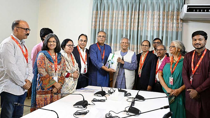 গণমাধ্যমের কিছু সংস্কার দ্রুত বাস্তবায়ন করবে সরকার: প্রধান উপদেষ্টা