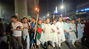 হান্নান মাসউদের ওপর ‘হামলার’ প্রতিবাদে ঢাকায় এনসিপির বিক্ষোভ