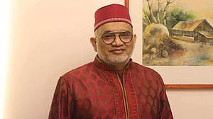 অবৈধ সম্পদ: সাবেক প্রতিমন্ত্রী ফারুকসহ ৪ জনের বিরুদ্ধে মামলা