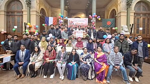 প্যারিসে ‘নারী কথা’: নারীর সম-অধিকার ও স্বীকৃতির আহ্বান
