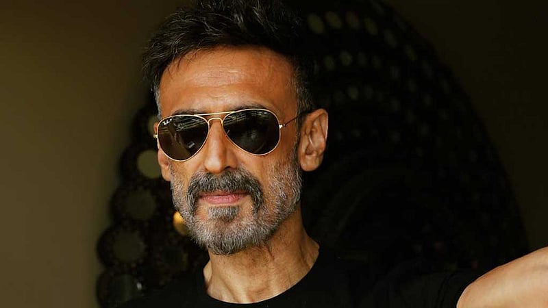 ‘ফোর্সে’ পাকিস্তানের নায়িকার পর এবার বলিউডের ভিলেন
