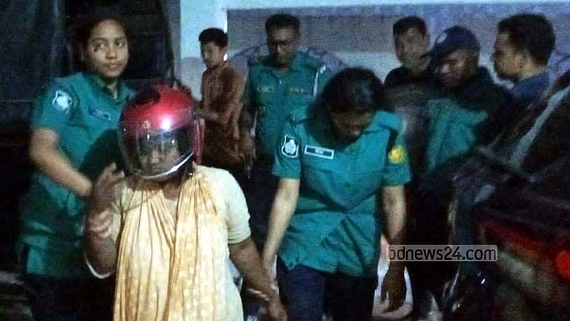 রংপুরে চার শিশু নিয়ে পালালেন আশ্রিত নারী, রেল স্টেশন থেকে আটক