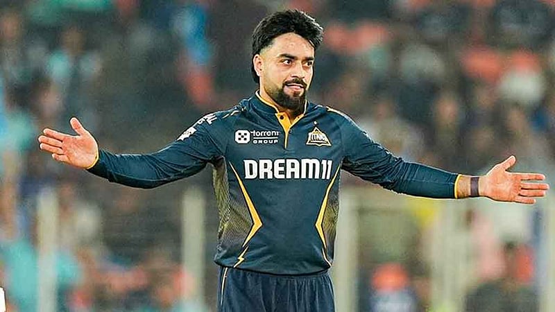 যে কারণে দুই ওভারের বেশি বোলিং পাননি রাশিদ খান