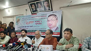 আদালতের রায়েই ‘জনতার মেয়র’ ফিরেছে: ইশরাককে নিয়ে রিজভী