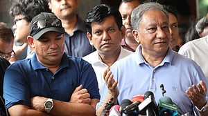 রাসেল ডমিঙ্গো এবার লাহোর কালান্দার্সের কোচ
