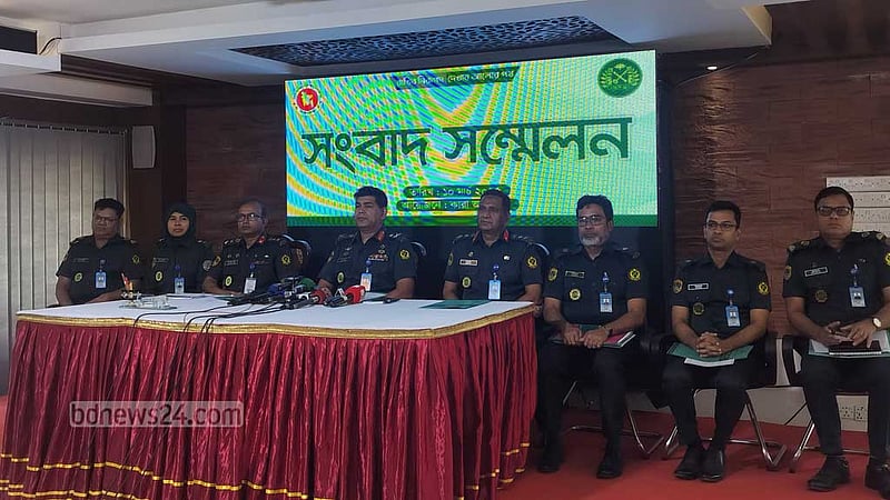 অনিয়মে কারাগারের ১২ জনের চাকরিচ্যুতি, ৮২৩ জনের বিরুদ্ধে ব্যবস্থা