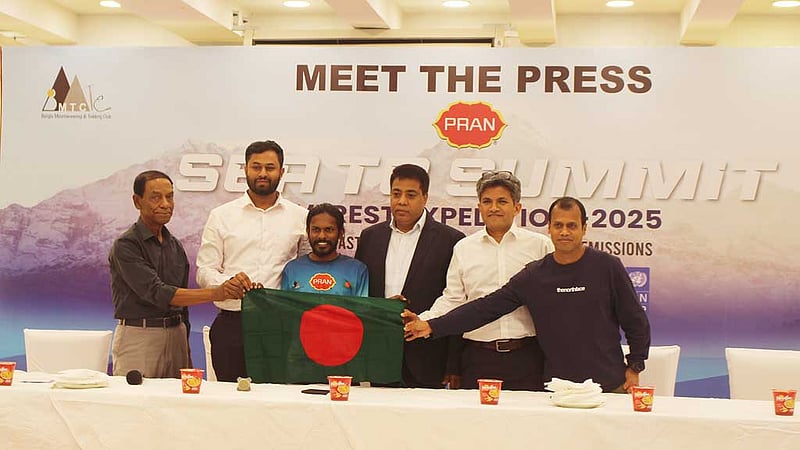‘সি টু সামিট’ রেকর্ড গড়ার মিশনে বাংলাদেশের শাকিল