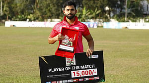 শামীমের অবিশ্বাস্য ইনিংস, ইমরুলের ৯৪, ব্যর্থ তামিম-মুশফিক-মাহমুদউল্লাহ