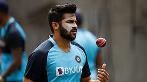 ২ কোটি রুপিতে লক্ষ্মৌয়ে নিলামে অবিক্রিত শার্দুল
