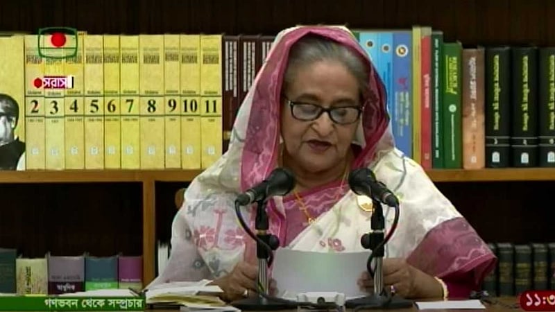 সংবাদ সম্মেলনে প্রধানমন্ত্রী